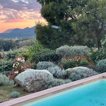Terra Vecchia, 6 Personnes, Vue Imprenable, Piscine Chauffee