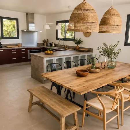 فيلة Terra Vecchia, 6 Personnes, Vue Imprenable, Piscine Chauffee