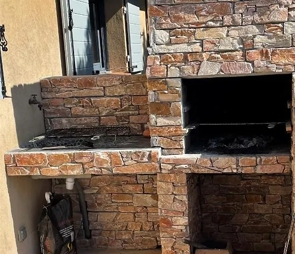 Terra Vecchia, 6 Ou 12 Personnes, Vue Imprenable, Piscine Chauffee Villa